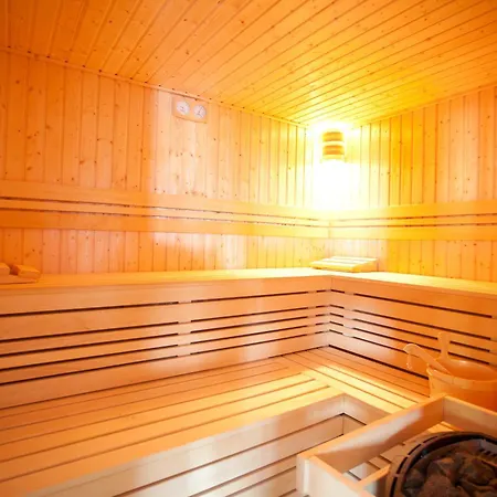 Bed and breakfast Angyal Borászat és Panzió 3*