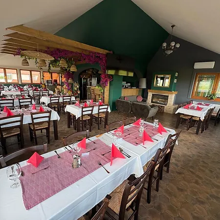 Angyal Borászat és Panzió Bed & Breakfast Rátka