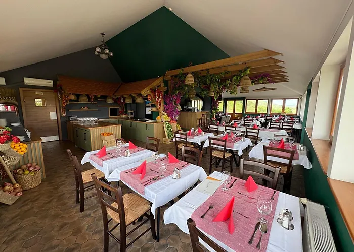住宿加早餐酒店 Angyal Boraszat Es Panzio